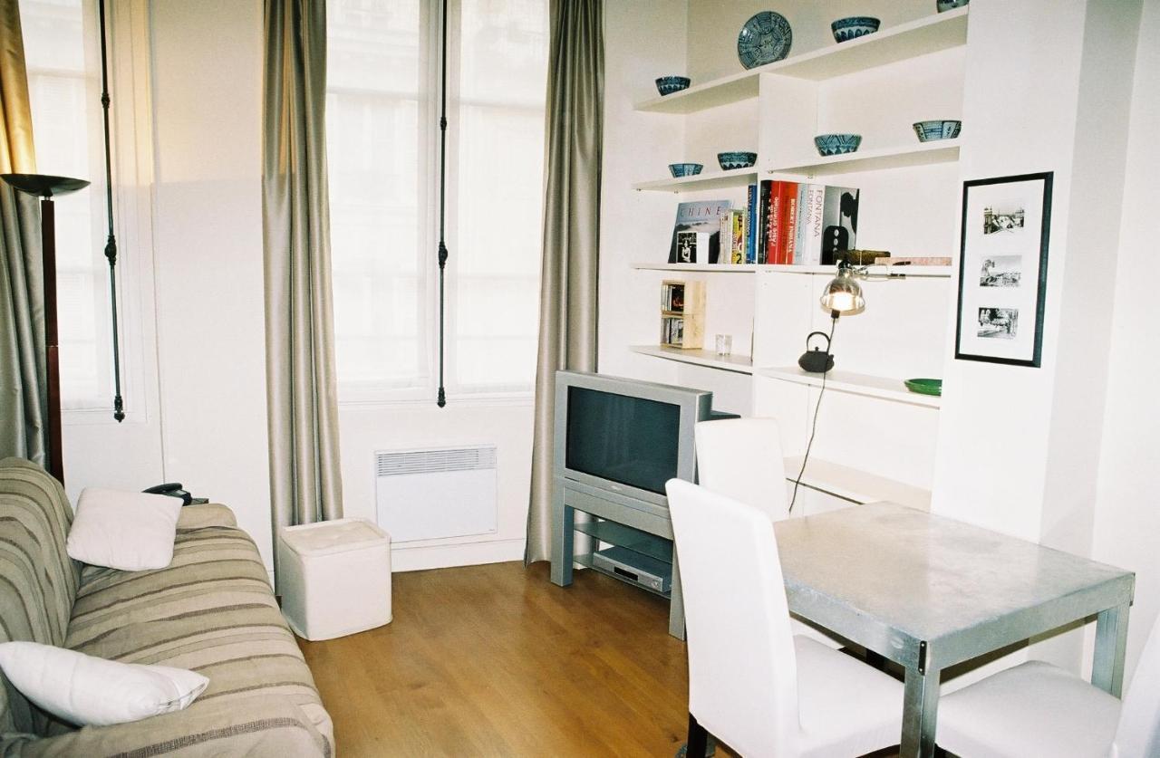 Latin Quarter - Saint Michel Unit 004 Apartman Párizs Kültér fotó